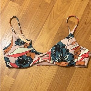 Billabong swim top